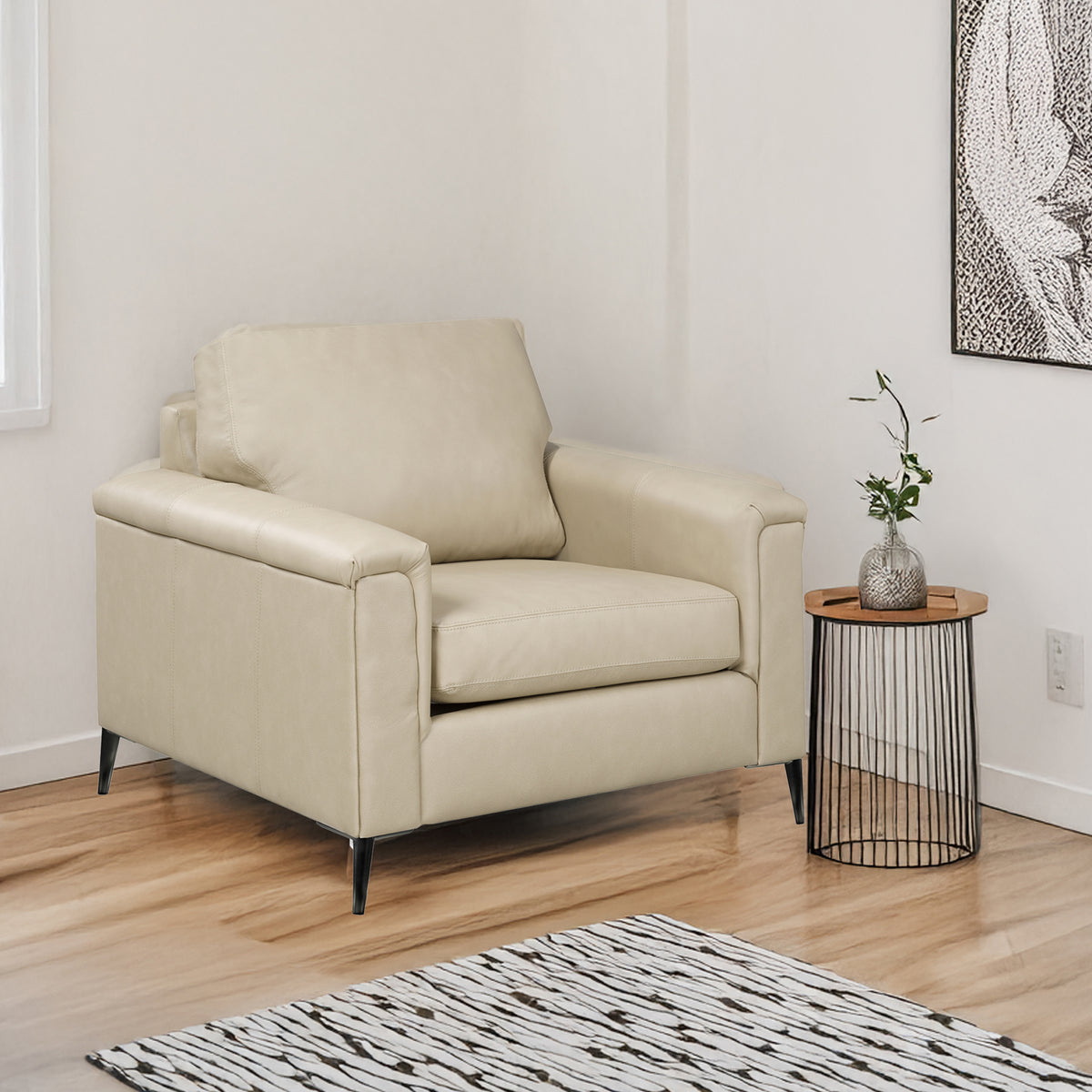 Cambil Leather Chair
