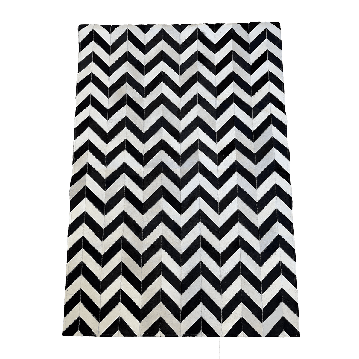 Spinel Chevron Hair On Leather Rug, Rectangle 4&#39; x 6&#39; - Coja